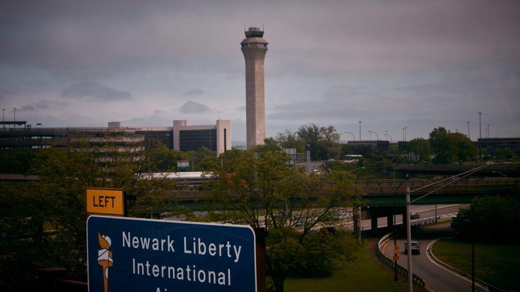 As few as 3 radar controllers monitored airspace for Newark Airport : NPR
