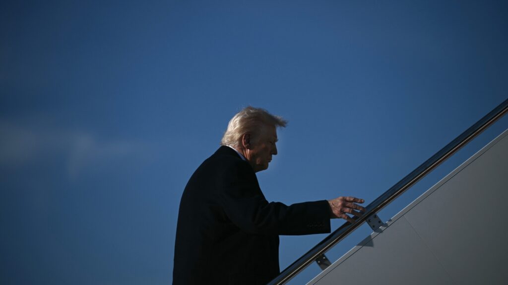 Qatar is said to be giving Trump a new plane : NPR