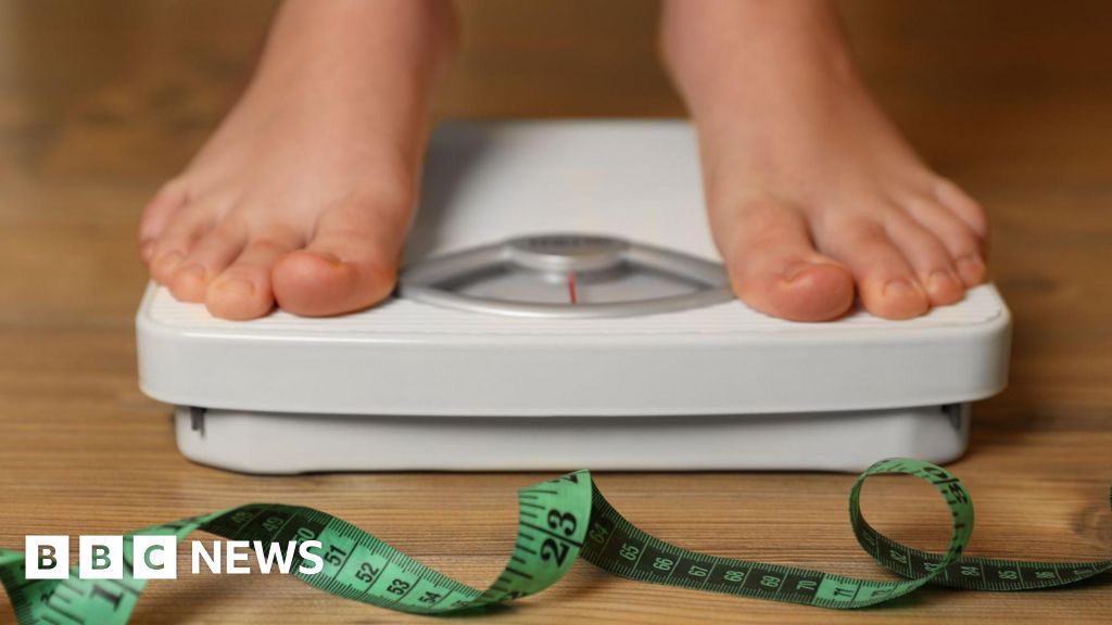 Weight-loss drugs in head-to-head trial