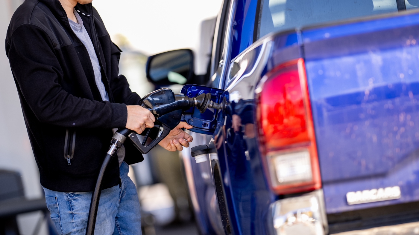 Why oil prices are falling, and what it means for the economy : NPR