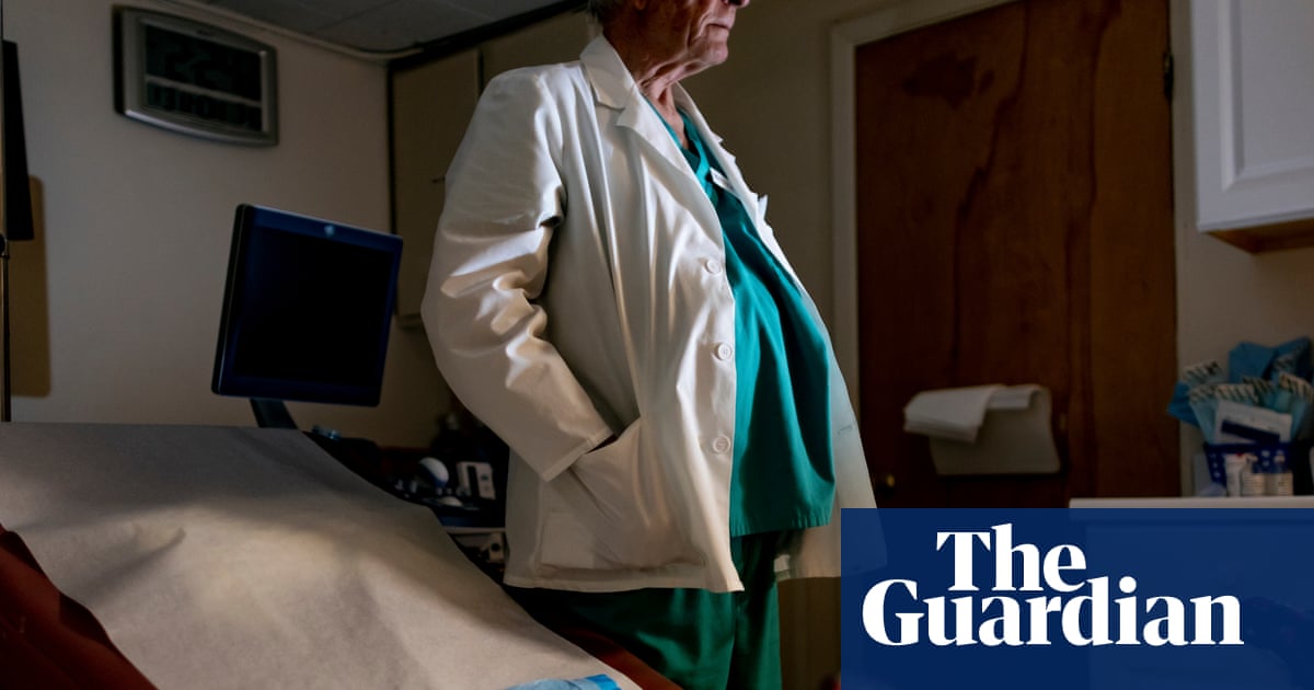 Demand for later abortions is on the rise in the US. Clinics that perform them are disappearing | Abortion