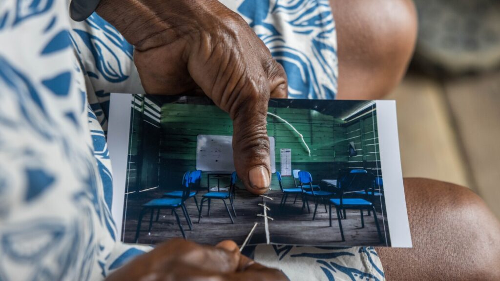 Healing rituals in Colombia use torn pictures and trusted herbs : Goats and Soda : NPR