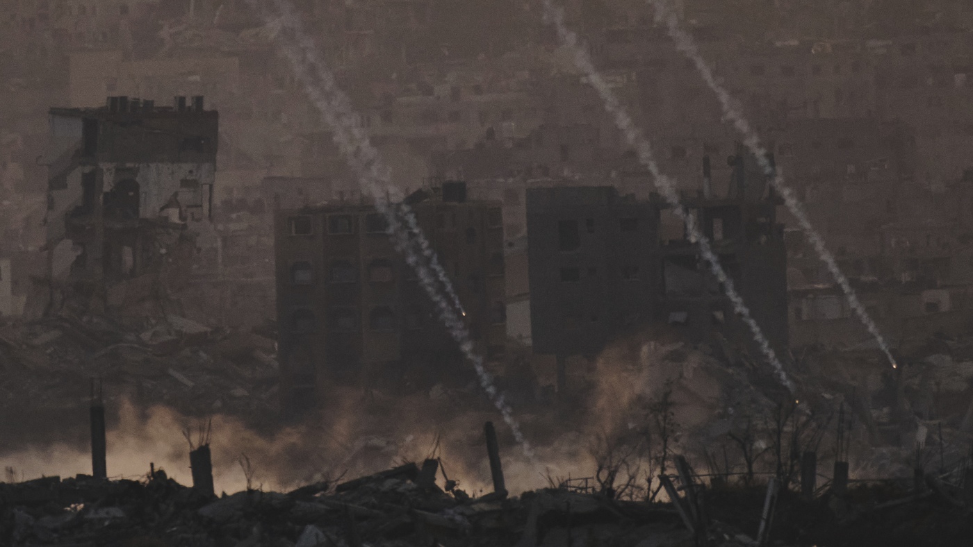 Israel is arming Gaza clans to fight Hamas : NPR