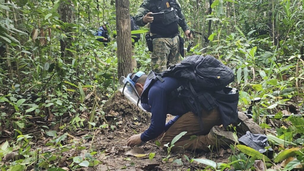 Thai and Cambodian soldiers fire at each other in disputed border area : NPR