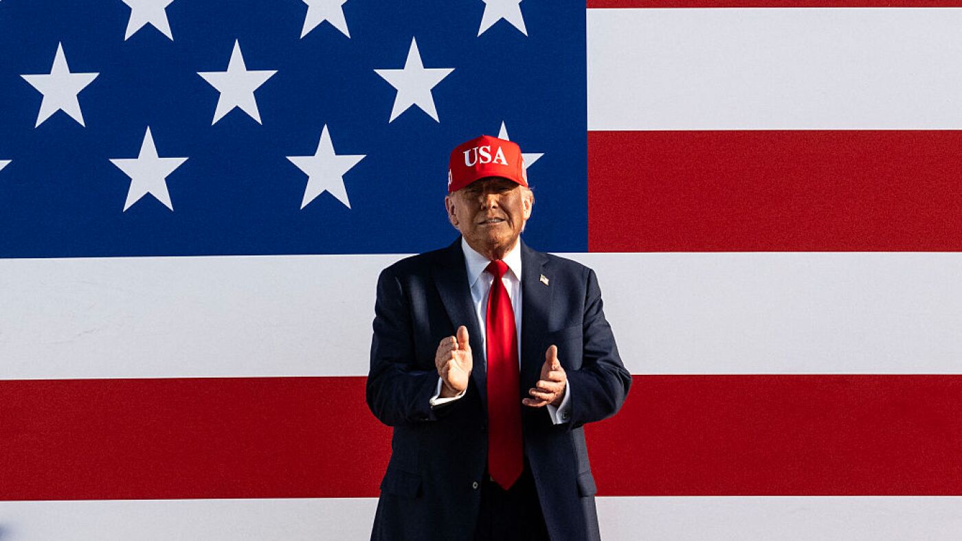 Trump sets 50% tariff rate for Brazil, blasting treatment of Bolsonaro : NPR