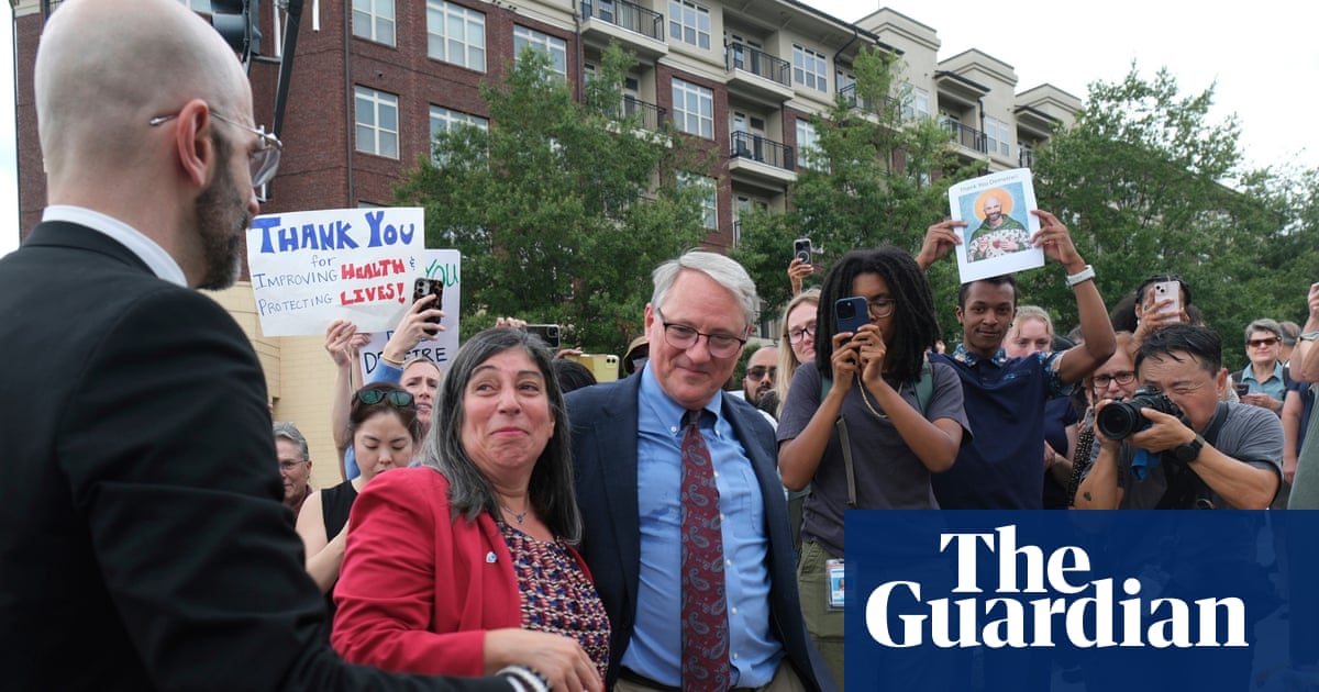 CDC officials who quit in protest lead call to ‘get politics out of public health’ | Trump administration