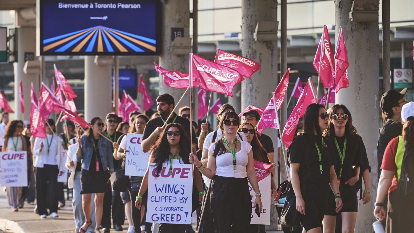 Government forces Air Canada flight attendants back to work, into arbitration : NPR