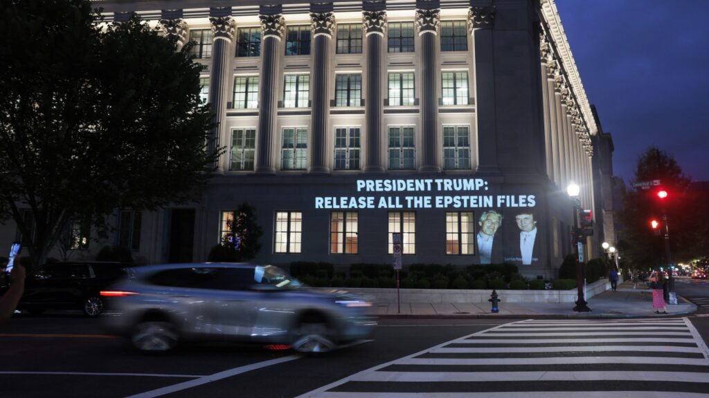 Judge denies release of Ghislaine Maxwell grand jury transcripts : NPR