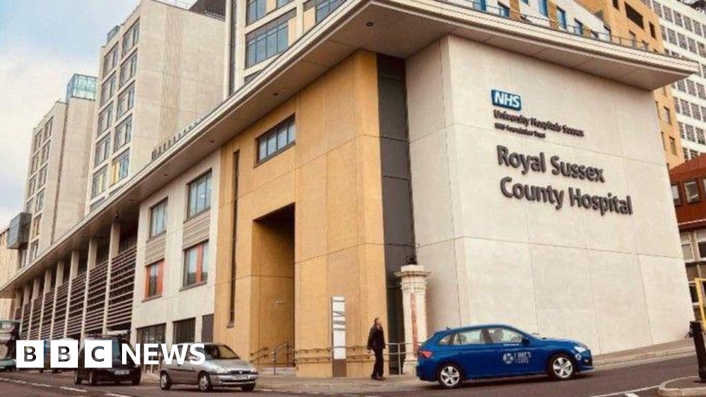 Sussex families feel 'ignored' over Brighton maternity review